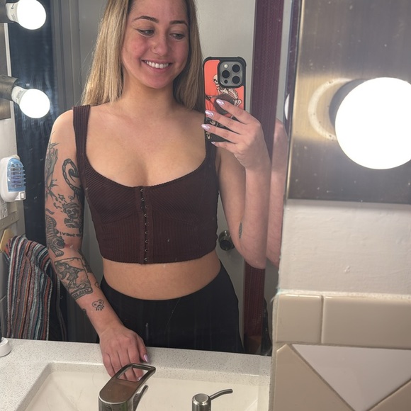 Urban Outfitters Ribbed Cropped Tank Burgundy Corset Crop Top - Picture 2 of 5